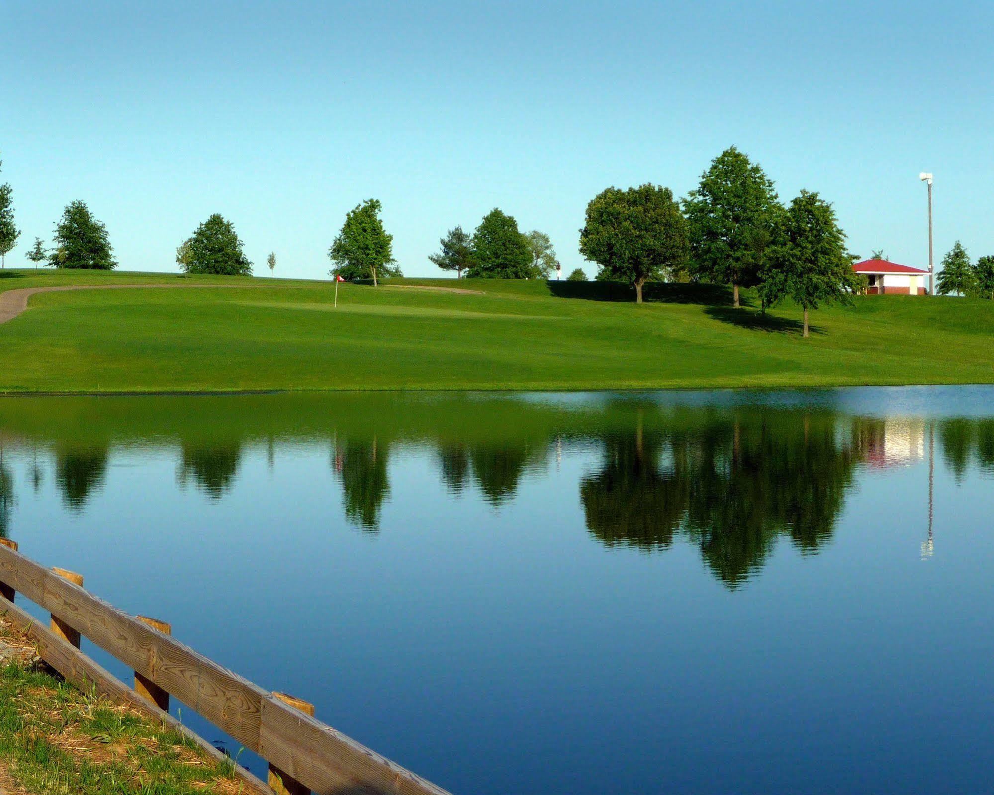Bright Leaf Golf Resort Harrodsburg Экстерьер фото